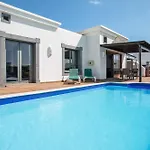 Casa Violeta 펜션